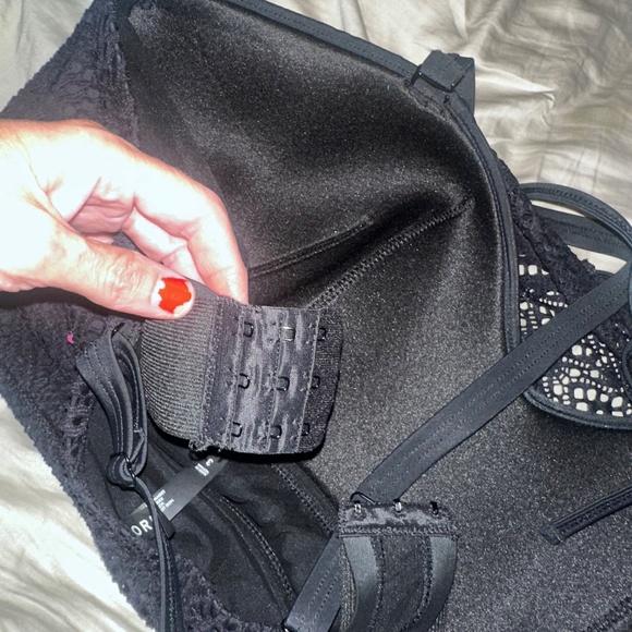 Torrid Crochet swim Top size 3 - Picture 5 of 7